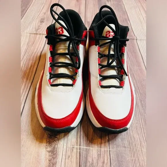 Nike Jordan : JORDAN Air MAX AURA Kids' 5.5Y Red and White Sneakers DA8021-106 - Picture 2 of 7